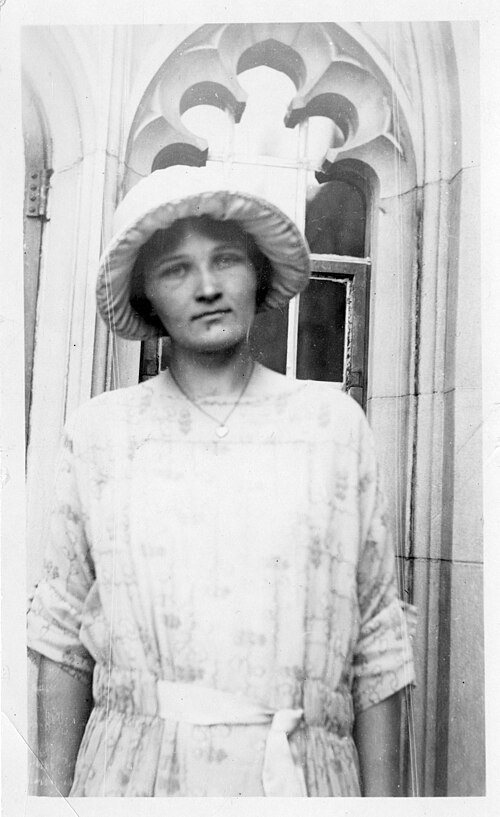 Cecilia Payne-Gaposchkin, astrophysicist